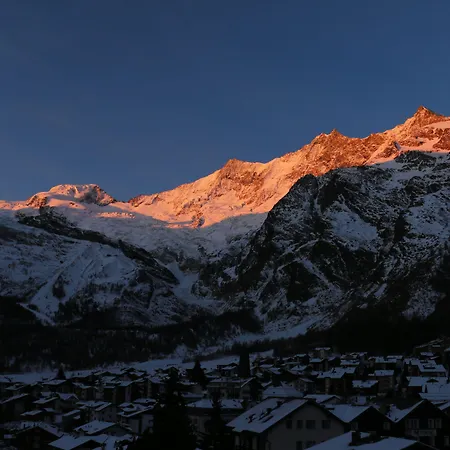 The Larix Ski-in Ski-out Saas Fee