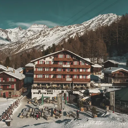 The Larix Ski-in Ski-out ホテル