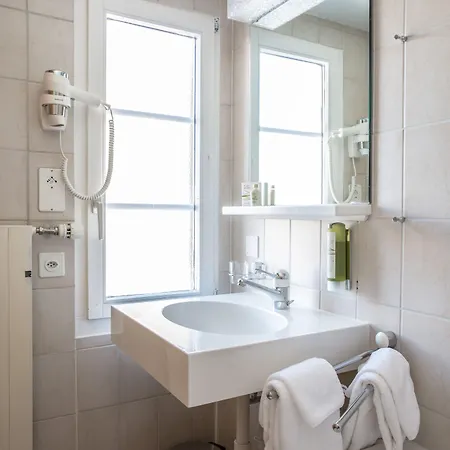 The Larix Ski-in Ski-out Отель 3*