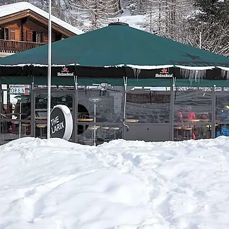 The Larix Ski-in Ski-out ホテル 3*