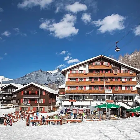 The Larix Ski-in Ski-out ホテル 3*