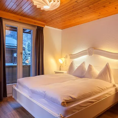 Hotel The Larix Ski-in Ski-out 3*