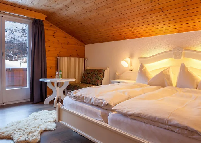 Hotel The Larix Ski-in Ski-out