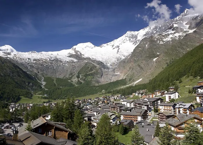 The Larix Ski-in Ski-out 3*