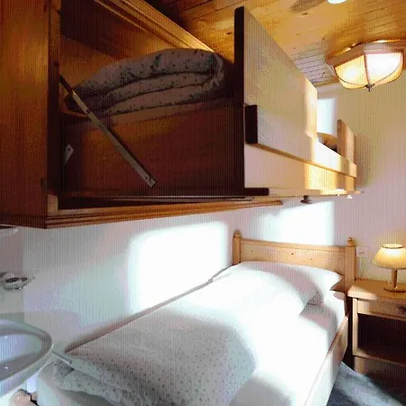 The Larix Ski-in Ski-out فندق 3*