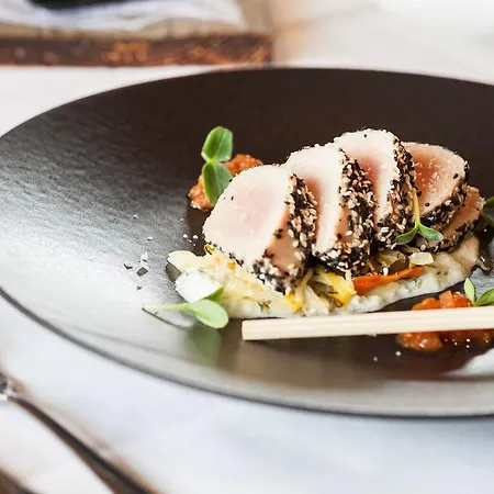 The Larix Ski-in Ski-out فندق