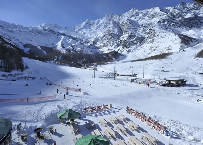 The Larix Ski-in Ski-out Saas Fee