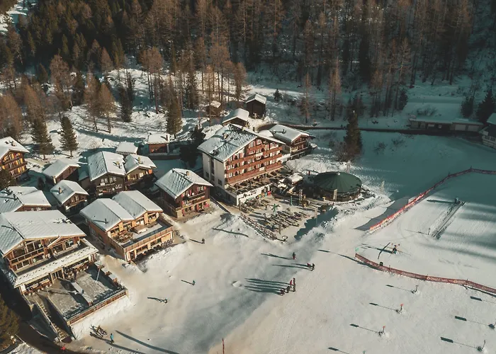 The Larix Ski-in Ski-out 3*