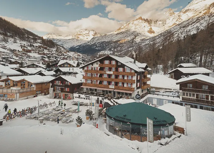 Szálloda The Larix Ski-in Ski-out Saas Fee