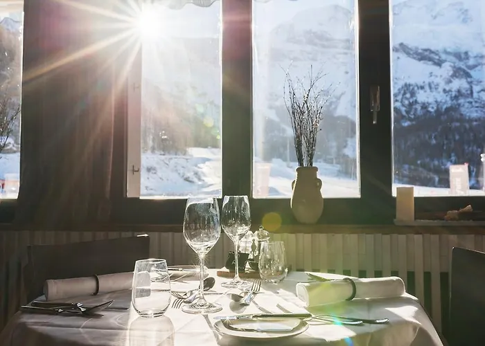 The Larix Ski-in Ski-out 3* Saas Fee