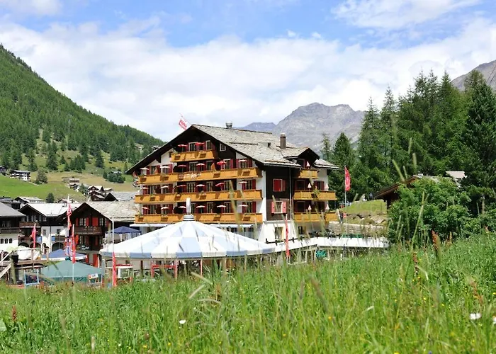 The Larix Ski-in Ski-out Szálloda Saas Fee